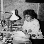 PhDr. Eva Davidová, CSc. (1932-2018), etnoložka, socioložka a fotodokumentátorka života Romů, spoluzakladatelka a první vedoucí Muzea romské kultury (1995, Brno). Foto: Milan Hofer, ze sbírky Muzea romské kultury. | Muzeum romské kultury